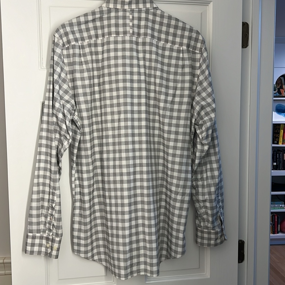 EUC Banana Republic plaid shirt. Men’s Large - Picture 6 of 9